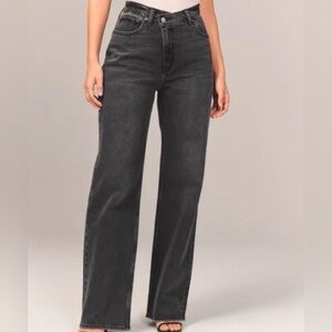 A&F High Rise 90s Relaxed Jean Criss Cross Waist